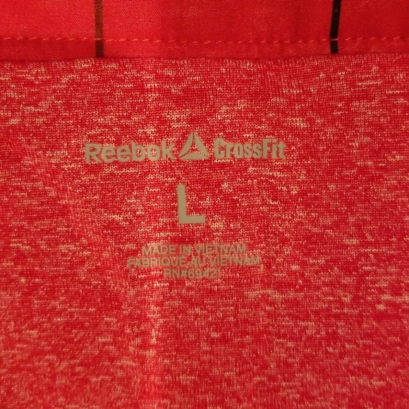 Women's Reebok shorts - Picture 2 of 2